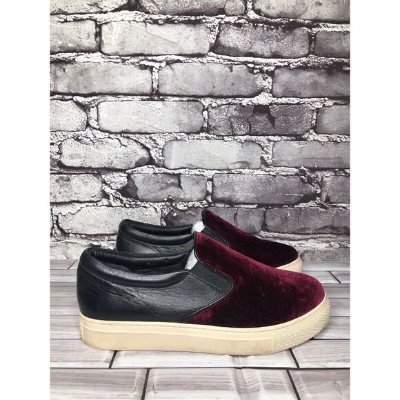 Barneys New York Red Velvet Suede Slip On Casual Sneaker Shoes Women Sz 36EU/6US - Picture 1 of 16